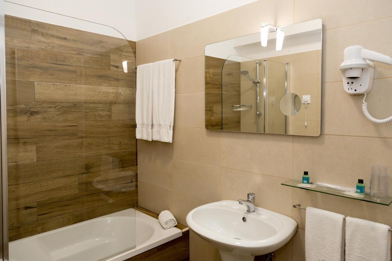 Hotel Veleiro Sines Ngoại thất bức ảnh
